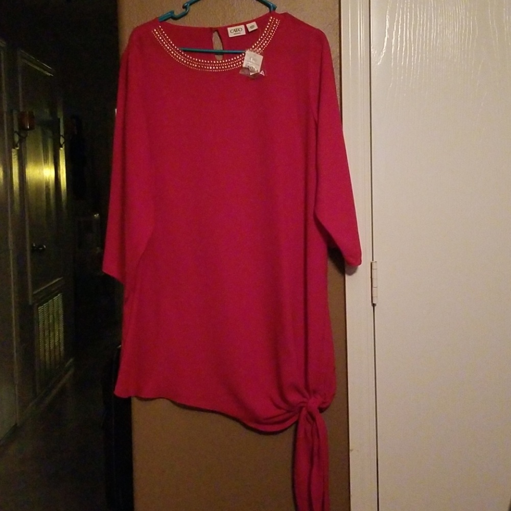 Beautiful Dress - Picture 2 of 2